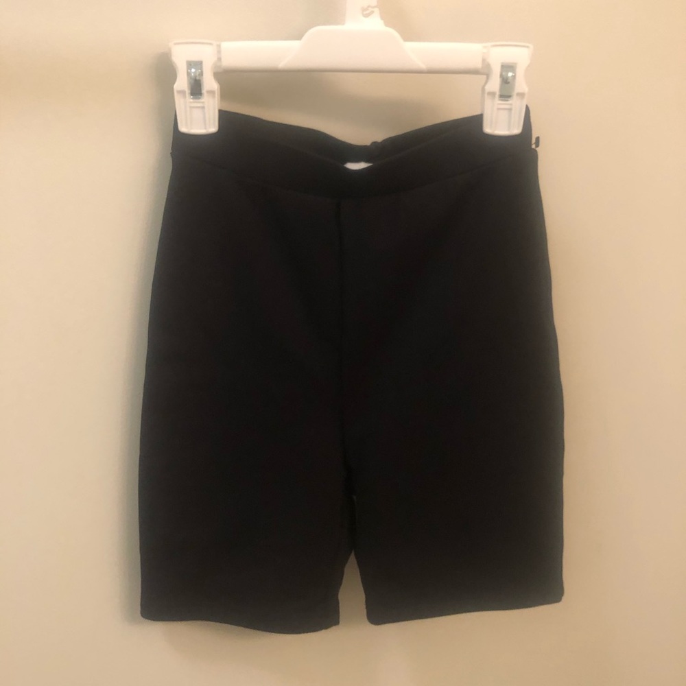 Princess Polly black biker shorts!
